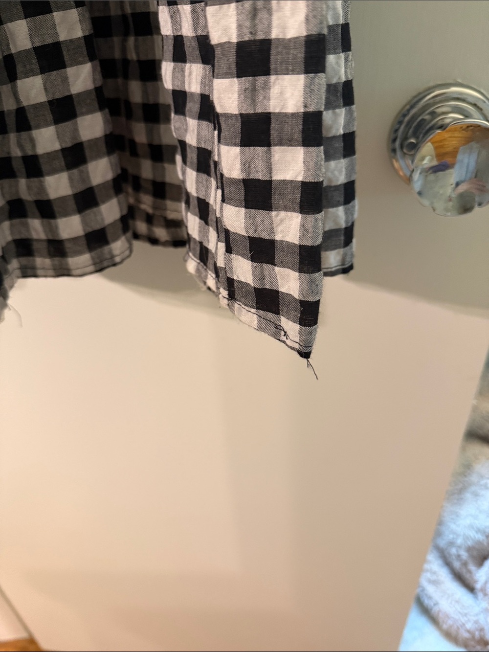 Black and White Gingham Puff Sleeve Midi Dress - Picture 2 of 3
